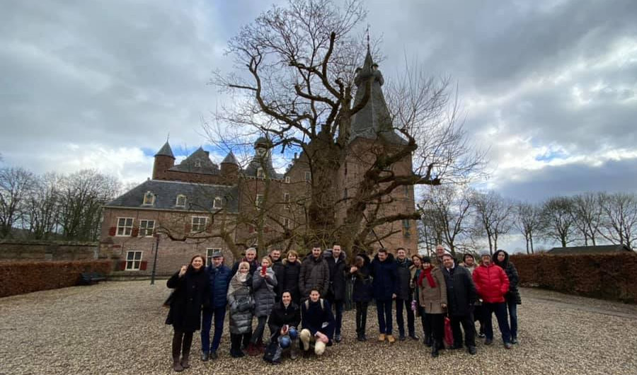 Posing in front of the Tree of Peace at Doorwerth Castle