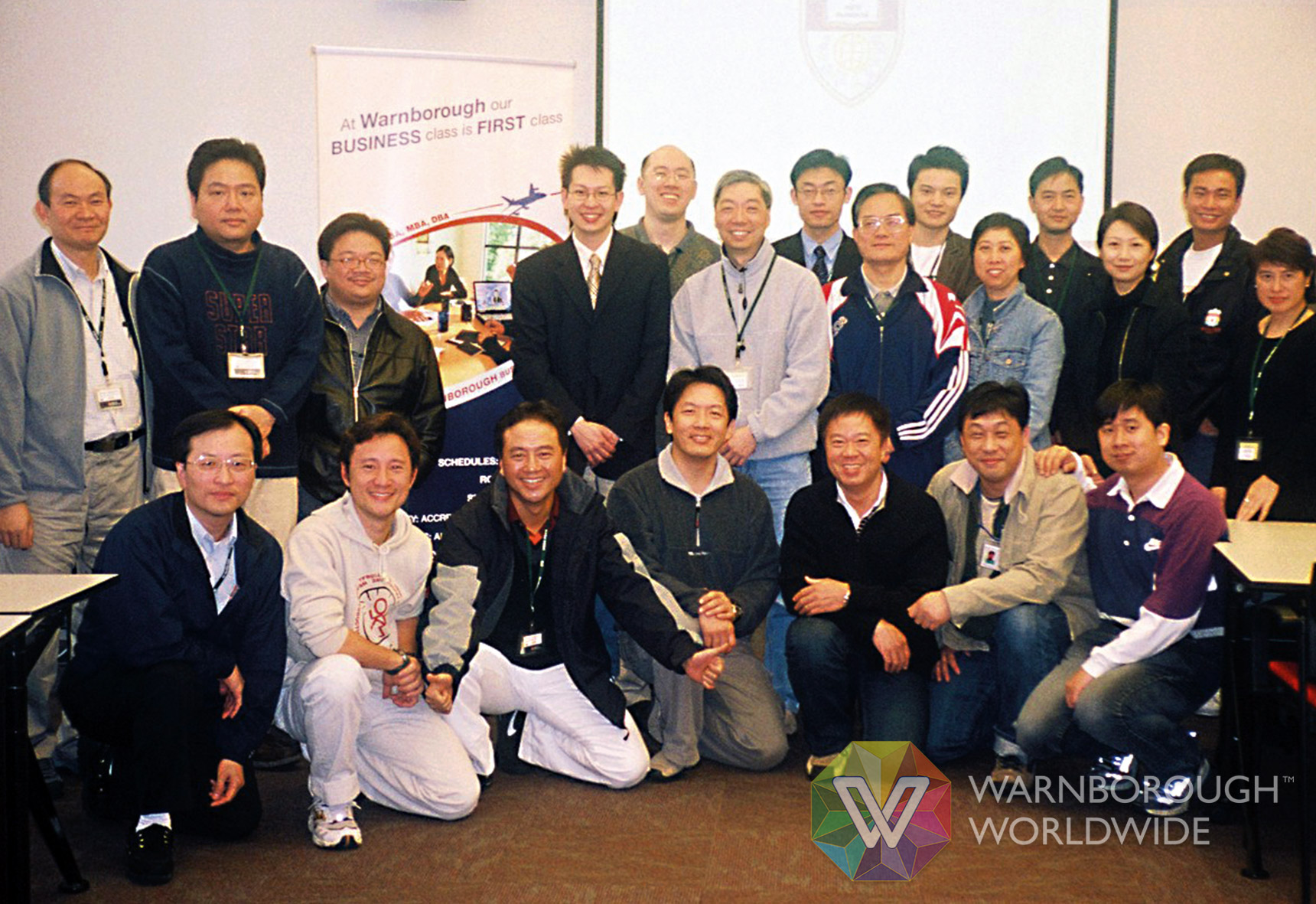 2004: Students from MTR Hong Kong and the HK Institute of Railway Engineers