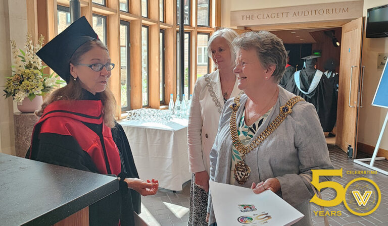 Dr Matina Chronopoulou chats with the Lord Mayor